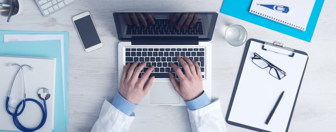doctor-working-at-office